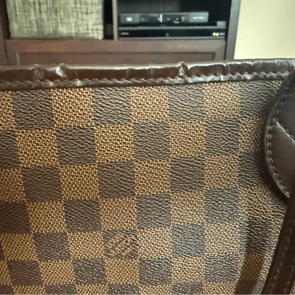 Louis Vuitton Damier Ebene Neverfull MM